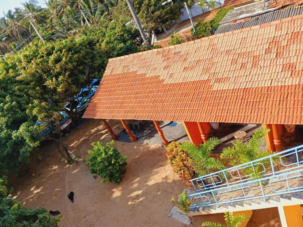 Dolphin Village Alankuda Exterior photo